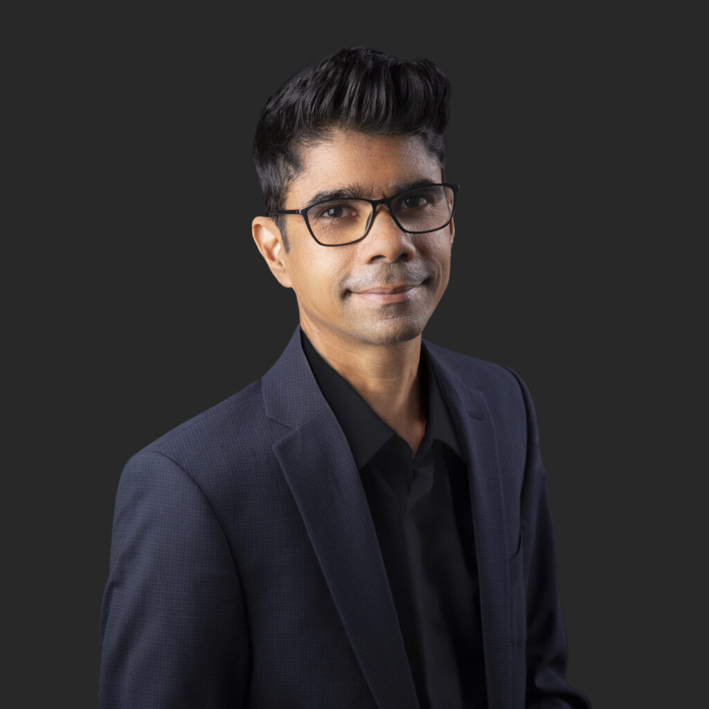 Headshot of Vidhura Ralapanawe