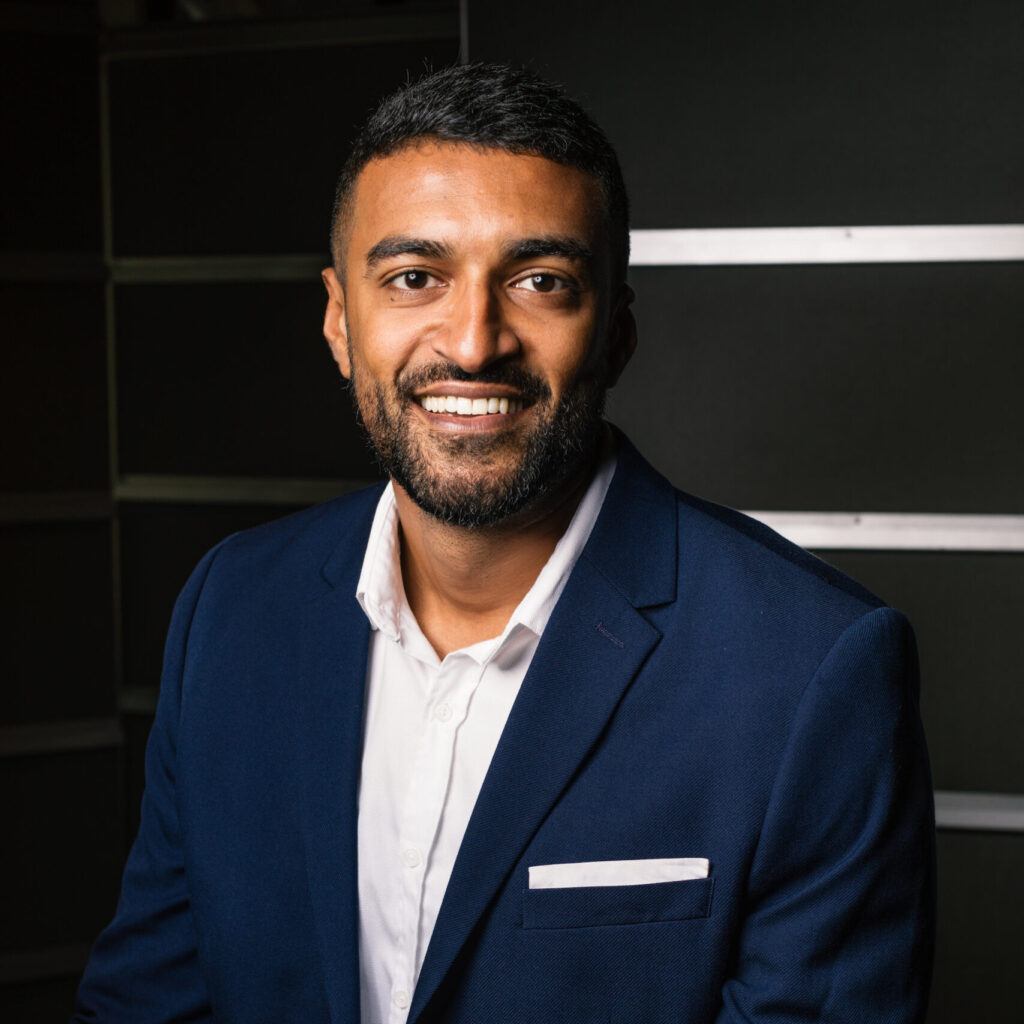 Headshot of Buddhi Paranamana