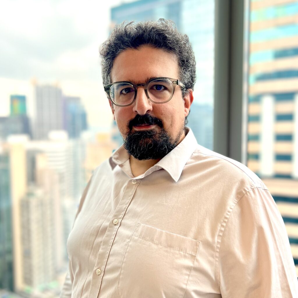 Headshot of Gabriel Amouyal