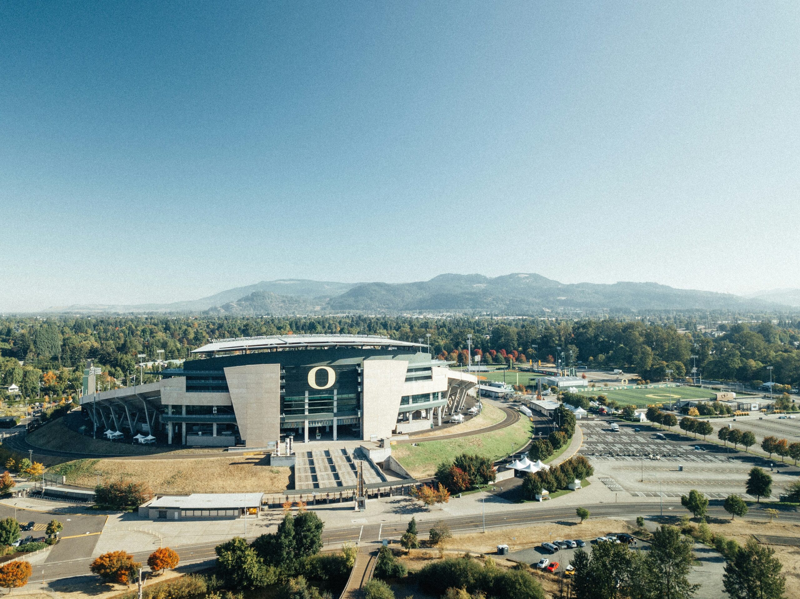 Eugene, Oregon – Showcasing a sunny day at the University of Oregon.