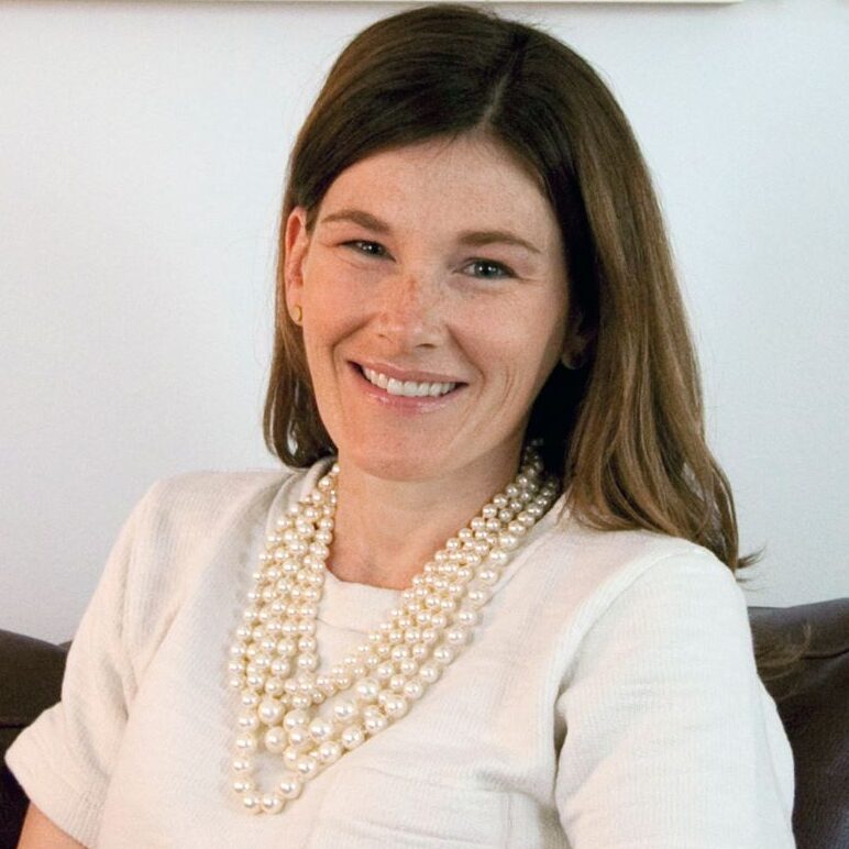 Headshot of Stephanie Grotta